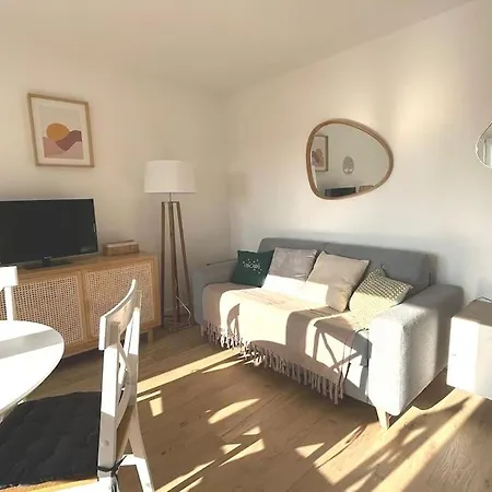Cabourg Cosy, Appartement Refait A Neuf, 5 Min A Pied De La Mer Exterior photo