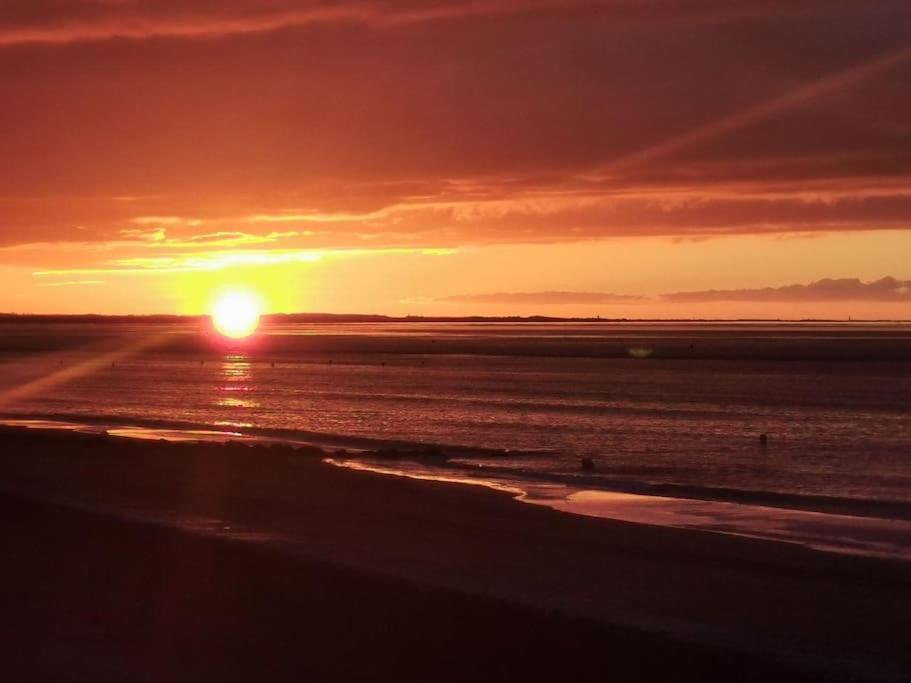Cabourg Cosy, Appartement Refait A Neuf, 5 Min A Pied De La Mer